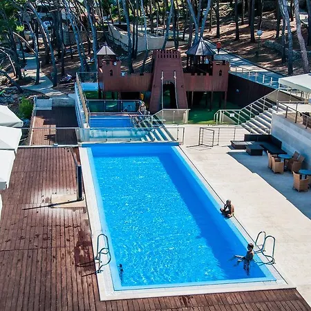 Hotell Agava 3*