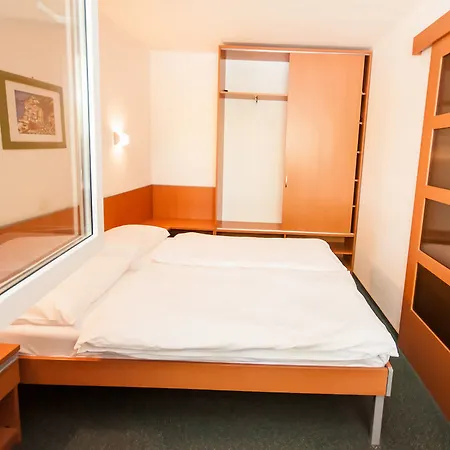 Agava Hotell 3*