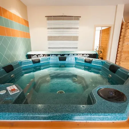 Agava Hotel 3*