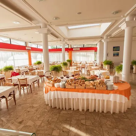 Hotel Agava 3*