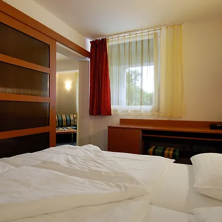 Agava Hotel 3*