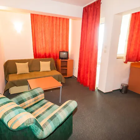 Agava Hotel 3*